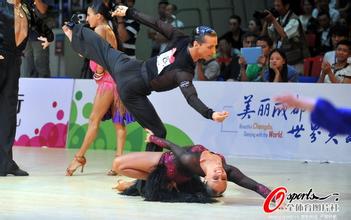 ͵�����ַ���Ƶ��Ů�����տ����ճɻ��ˣ�ȫ��80%���� ����������֢...